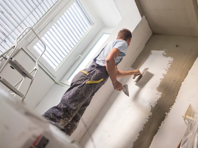 https://www.contractorcover.com.au/wp-content/uploads/2019/11/plasterer-640x480.jpg